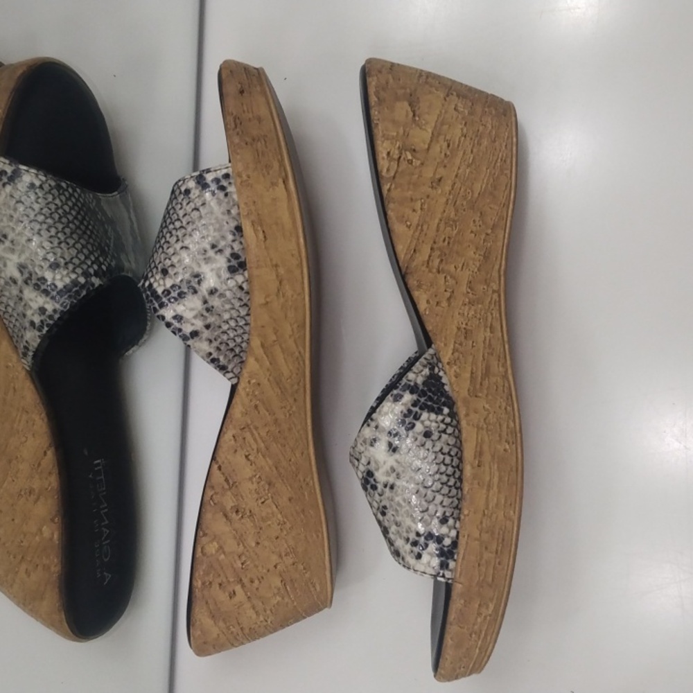 A. GIANNETTI ANIMAL PRINT CORK WEDGE SANDALS SIZE 10 - Picture 7 of 8